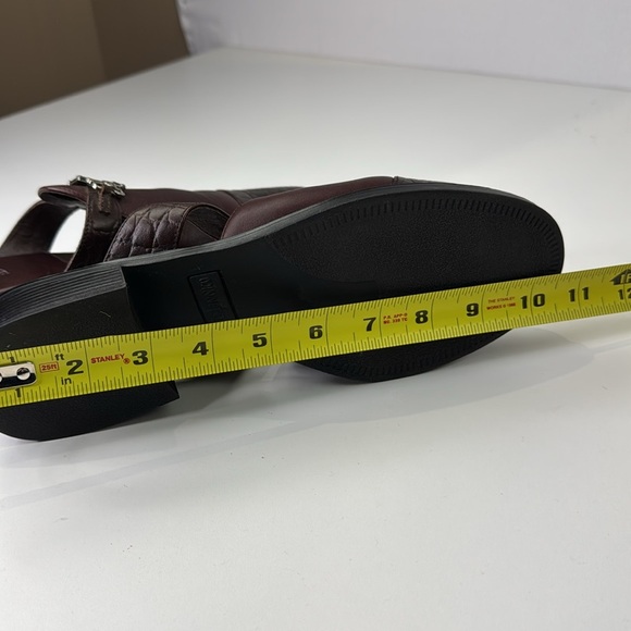 Minnetonka Women’s Brown Leather Slip on Mule size 9 - Picture 13 of 14